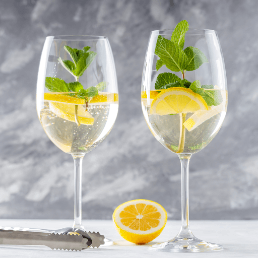 vodka cocktails for spring-Vodka Spritz