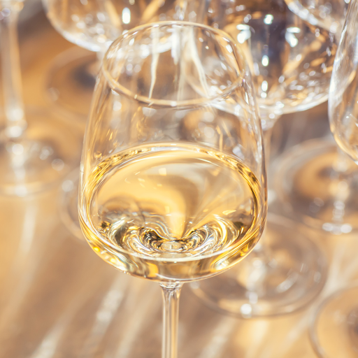 White Wine in the Summe