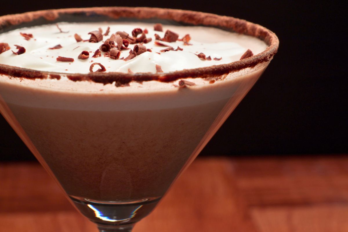 How to mix chocolate espresso martini